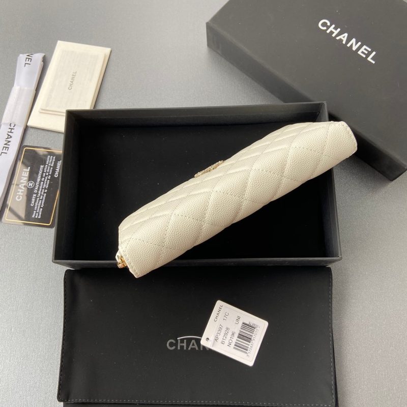 CC A3185 Long Zipper White Caviar Diamond Hardware  229636