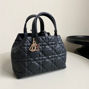 TOUJOURS 28 BAG IN BLACK LAMBSKIN