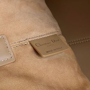 20230815_i1692097743_7365_8_jpg_8503528f-2120-4ca1-bc7f-d0105b6be4b5 TOUJOURS 28 BAG IN CAMEL BEIGE LAMBSKIN