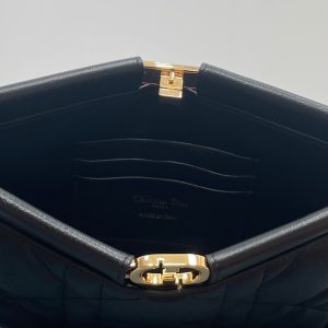 20230818_i1692336372_4689_6_jpg cd caro colle noire 27.5 black calfskin