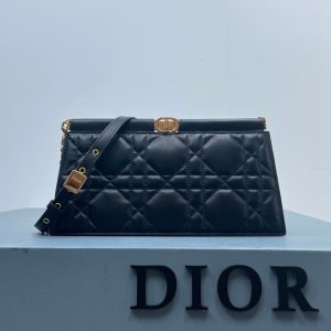 20230818_i1692336372_8288_0_jpg cd caro colle noire 27.5 black calfskin