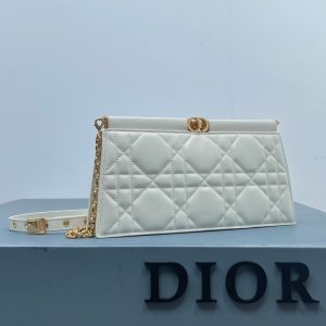 20230818_i1692336387_2942_1_jpg caro colle noire cluth 27.5 white calfskin