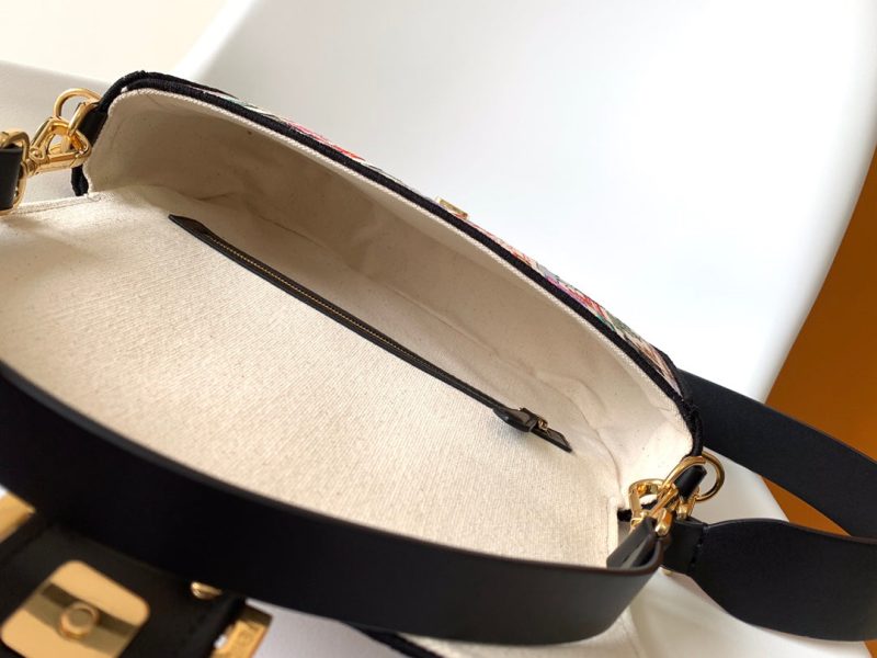 Fendi Baguette Black and Multicolour Canvas Bag 27 with FF Embroidery Ghw