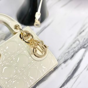 MICRO LADY 12 BAG IN GLOSSY WHITE LAMBSKIN