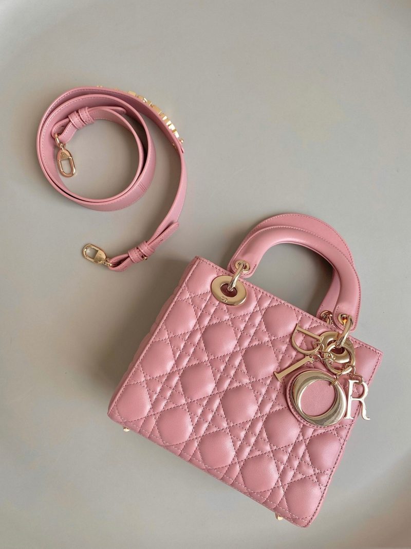 20230902_i1693640149_4540_1_jpg_8e195e02-ead5-4d64-ab02-940fb97ea4f8 SMALL LADY 20 POWDER PINK LAMBSKIN