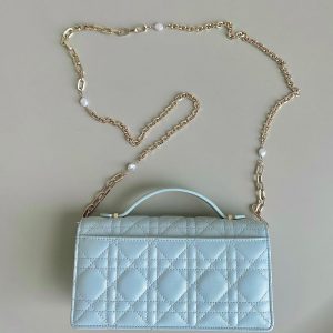 LADY 21 CHAIN BAG IN LIGHT BLUE LAMBSKIN