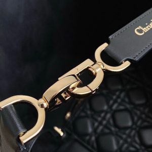 cd large toujours 37 black calfskin