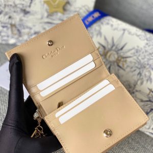 20230912_i1694499274_7326_5_jpg CD Caro 11cm Compact Wallet Shiny Beige Calfskin