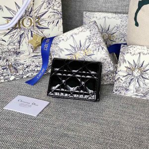 20230912_i1694499910_4714_0_jpg CD Caro 11cm Compact Wallet Shiny Black Calfskin