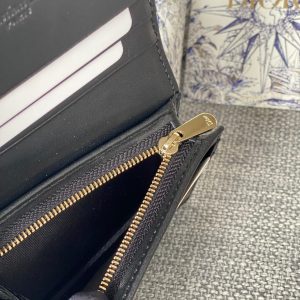 20230912_i1694499910_4912_7_jpg CD Caro 11cm Compact Wallet Shiny Black Calfskin