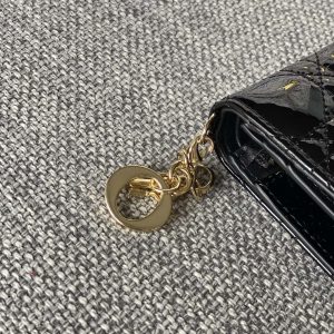 20230912_i1694499910_7216_4_jpg CD Caro 11cm Compact Wallet Shiny Black Calfskin