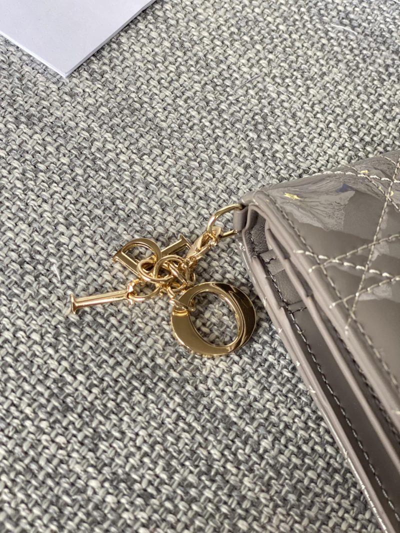 20230912_i1694500389_1604_4_jpg CD Caro 11cm Compact Wallet Shiny Grey Calfskin