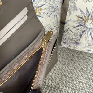 20230912_i1694500389_2897_7_jpg CD Caro 11cm Compact Wallet Shiny Grey Calfskin