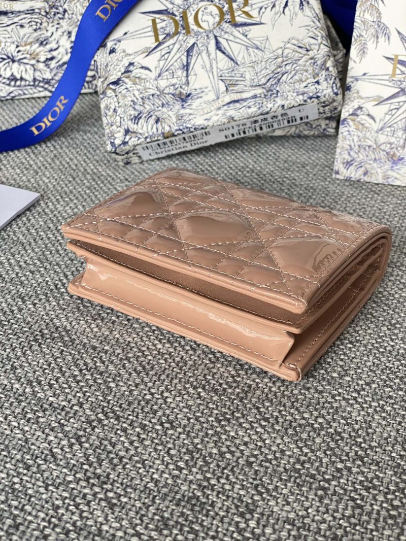 20230912_i1694500693_5853_2_jpg CD Caro 11cm Compact Wallet Shiny Dark Beige Calfskin