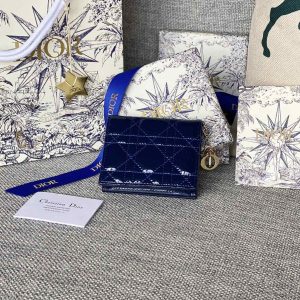 20230912_i1694500843_1681_1_jpg CD Caro 11cm Compact Wallet Shiny Blue Calfskin