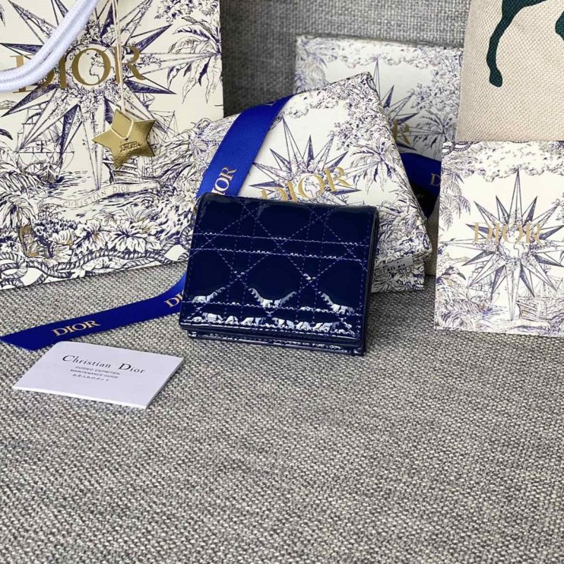 20230912_i1694500843_3890_0_jpg CD Caro 11cm Compact Wallet Shiny Blue Calfskin