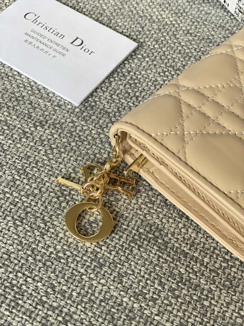 CD Caro 11cm Compact Wallet Beige Calfskin