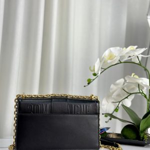 20230920_i1695197286_424_2.jpg_1 MONTAIGNE 25 BAG IN BLACK CALFSKIN