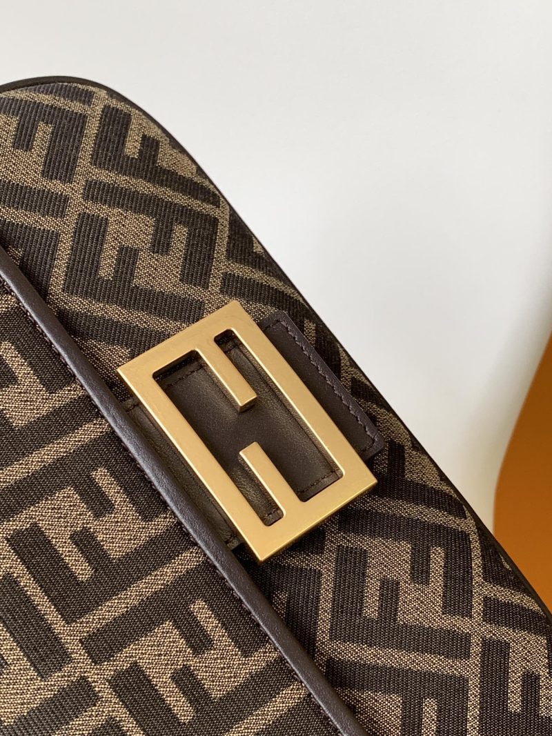 20231002_i1696226995_3391_7_jpg_7ae5ddba-cb5e-4d51-9015-cb3471ebda64 Fendi Baguette 24 Brown FF Jacquard Fabric Bag Ghw
