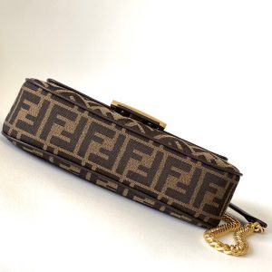 20231002_i1696226995_9170_3_jpg_d9336d34-eb38-4c5e-bf20-0ef9f673a284 Fendi Baguette 24 Brown FF Jacquard Fabric Bag Ghw