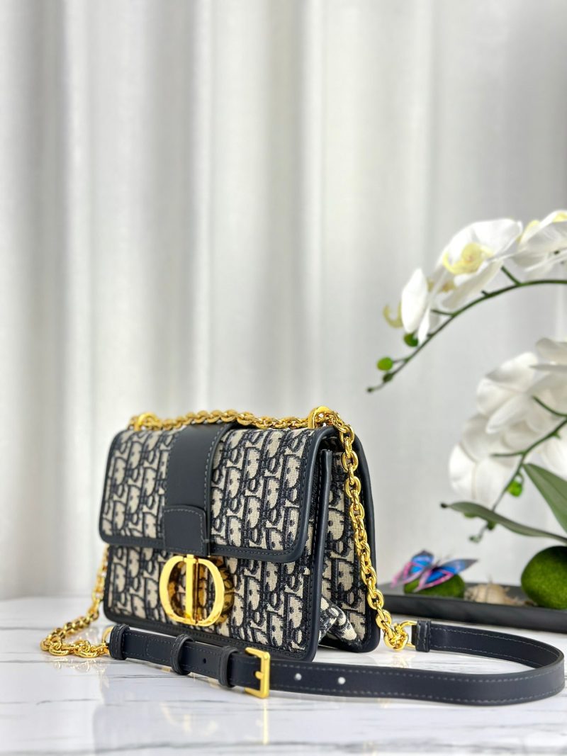 20231004_i1696401022_2829_1_jpg MONTAIGNE 25 BAG IN BLUE OBLIQUE JACQUARD