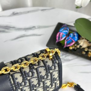 20231004_i1696401022_5122_3_jpg MONTAIGNE 25 BAG IN BLUE OBLIQUE JACQUARD