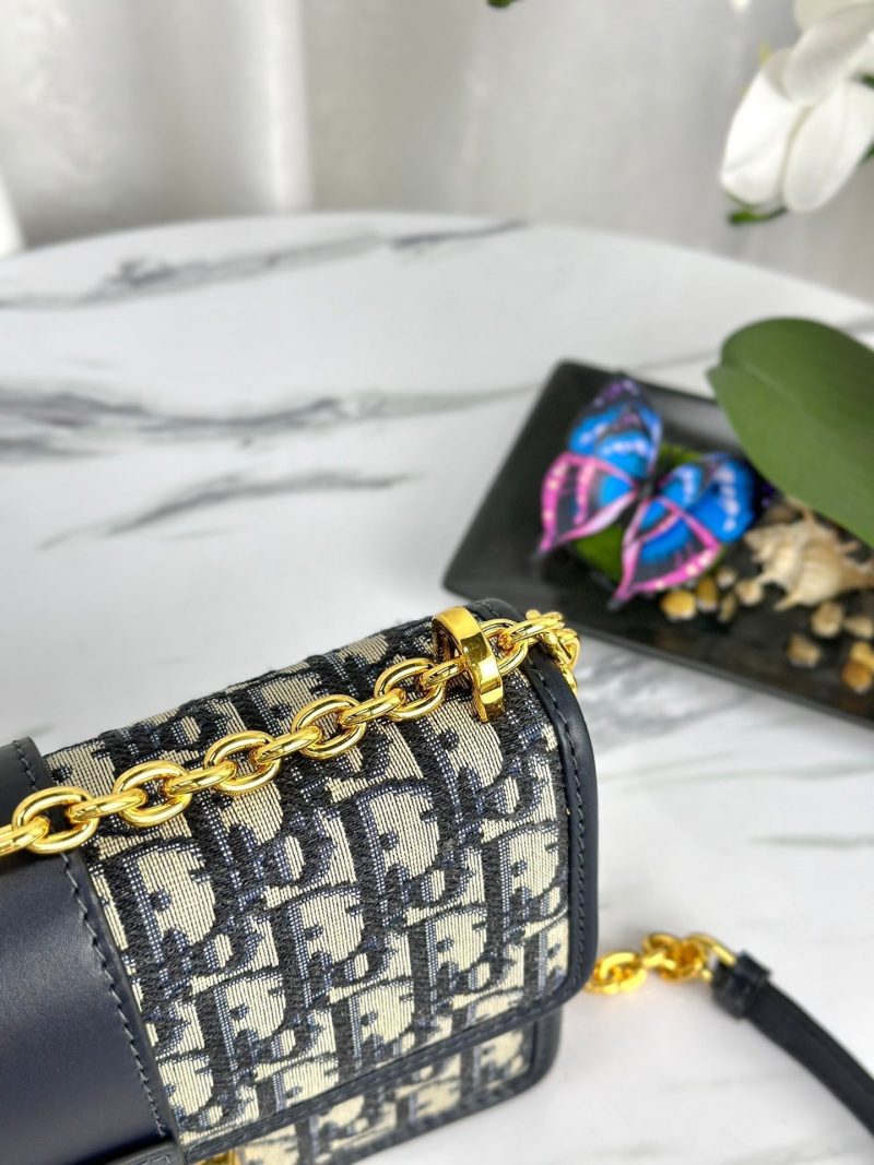 20231004_i1696401022_5122_3_jpg MONTAIGNE 25 BAG IN BLUE OBLIQUE JACQUARD