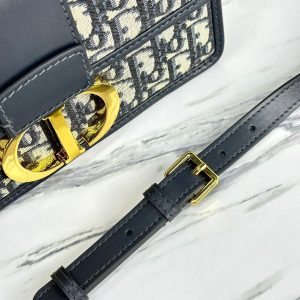 20231004_i1696401022_5365_4_jpg MONTAIGNE 25 BAG IN BLUE OBLIQUE JACQUARD