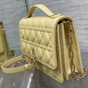 MINI BAG 24 IN LIGHT YELLOW PATENT CANNAGE CALFSKIN