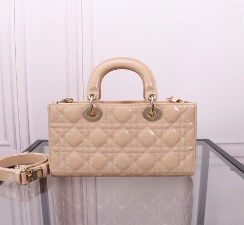 20231119_i1700325326_7244_4_jpg MEDIUM LADY D-JOY 26 BEIGE LAMBSKIN