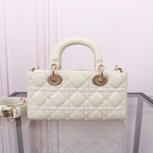 20231119_i1700325418_6764_3_jpg MEDIUM LADY D-JOY 26 WHITE LAMBSKIN