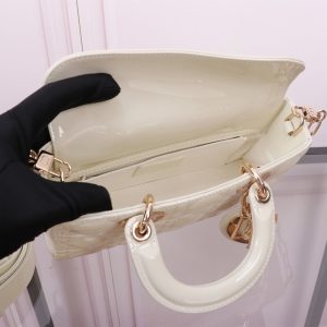 20231119_i1700325418_950_8_jpg MEDIUM LADY D-JOY 26 WHITE LAMBSKIN