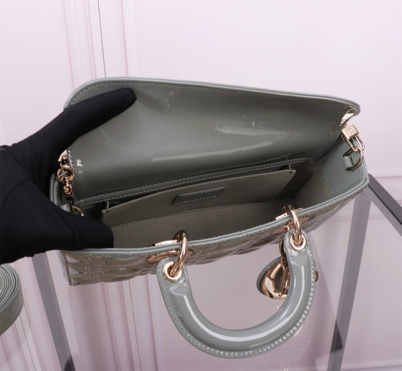 20231119_i1700325463_6708_7_jpg MEDIUM LADY D-JOY 26 ROCK GRAY LAMBSKIN