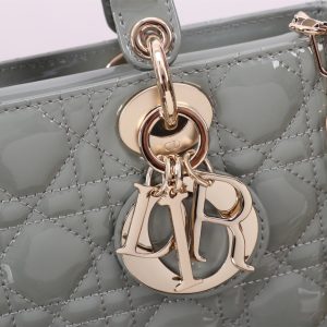 20231119_i1700325463_9314_1_jpg MEDIUM LADY D-JOY 26 ROCK GRAY LAMBSKIN