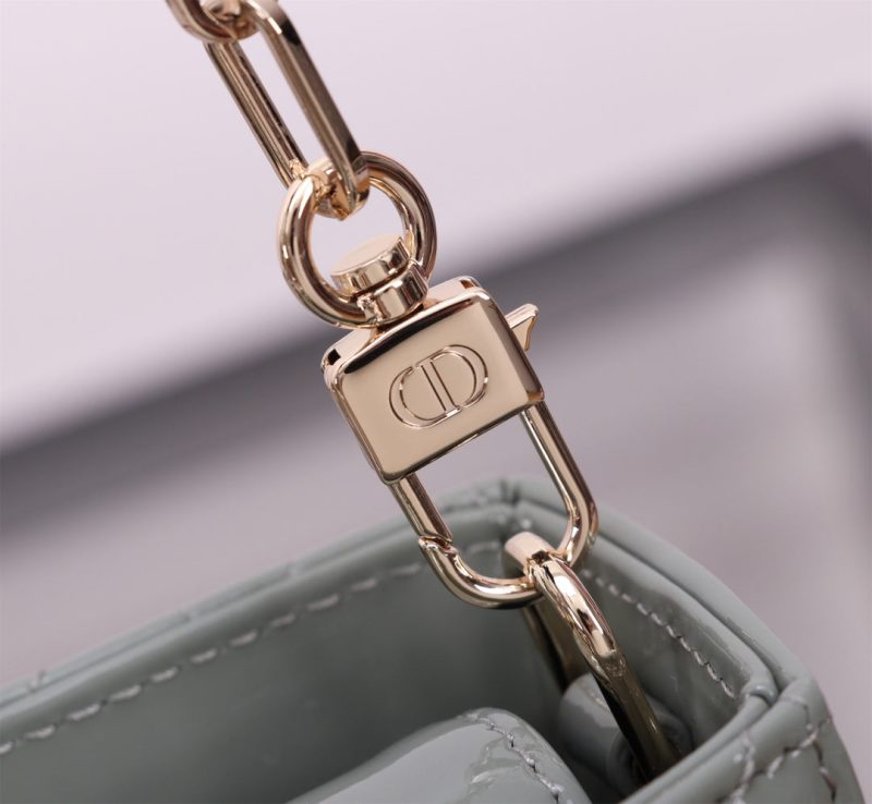 20231119_i1700325463_9846_6_jpg MEDIUM LADY D-JOY 26 ROCK GRAY LAMBSKIN