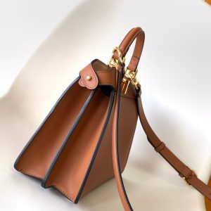 20231207_i1701928889_7377_1_jpg_eb88a986-2f95-43f5-8d6f-c62a56e2875f Peekaboo ISeeU Small 27cm Bag gold lambskin gold hardware