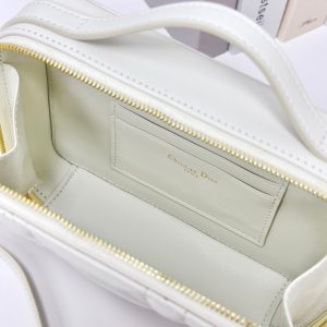 CARO BOX 19 IN WHITE CALFSKIN