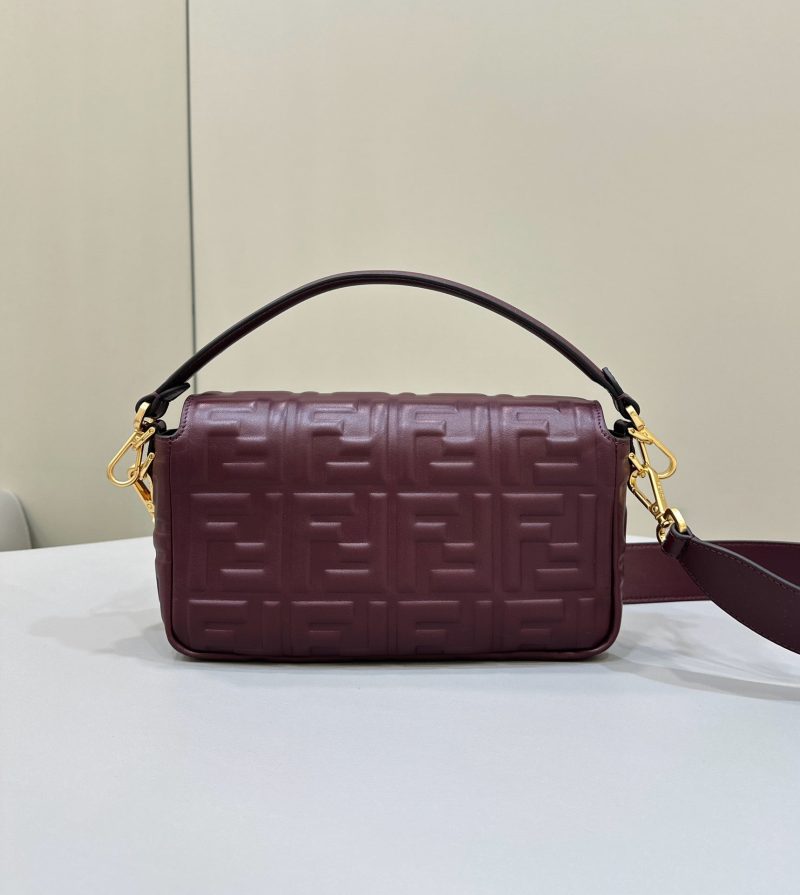 20231215_i1702634198_1282_1_jpg Baguette 27cm Burgundy Lambskin Gold Hardware