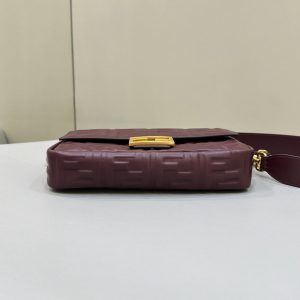 20231215_i1702634198_6521_3_jpg Baguette 27cm Burgundy Lambskin Gold Hardware