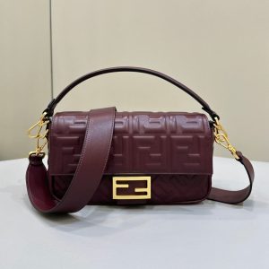 20231215_i1702634198_6933_0_jpg Baguette 27cm Burgundy Lambskin Gold Hardware