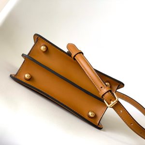 20240127_i1706329896_4638_3_jpg_6062a695-d983-4f96-b541-effd9e23fba2 Peekaboo ISeeU Petite 20 Bag Tan Lambskin Ghw