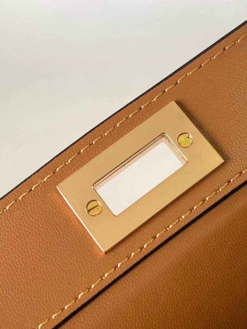 20240127_i1706329896_6045_8_jpg_c105aeb9-9c1f-45d9-86fe-c10da2a7ce4e Peekaboo ISeeU Petite 20 Bag Tan Lambskin Ghw