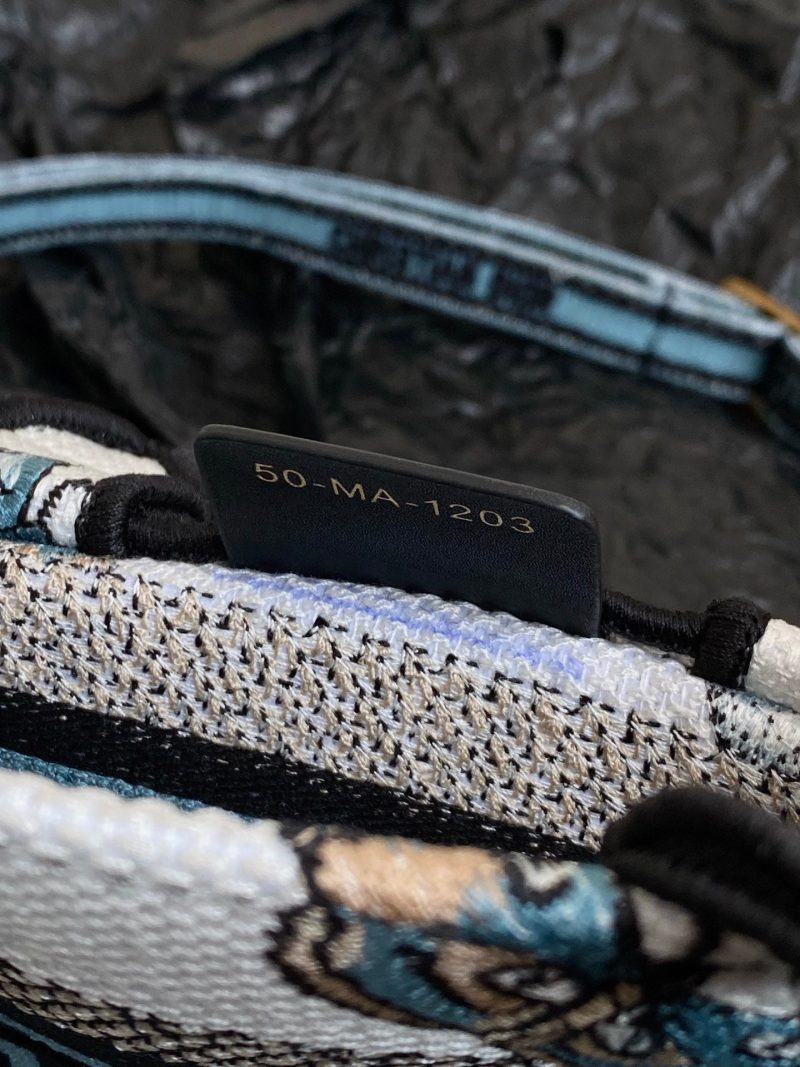 20240312_i1710238093_6071_8_jpg MINI BOOK TOTE 21 BUTTERFLY PATTERN BLUE CALFSKIN