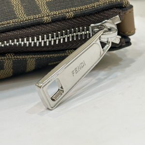 SHOULDER BAG 19 WITH FF MOTIF IN BROWN JACQUARD FABRIC