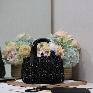 CD Small Toujours 23 Black Tweed 245636