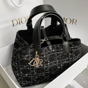 cd medium toujours 28 black tweed