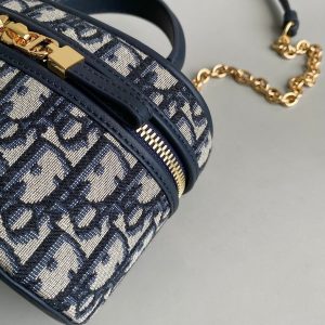 20240422_i1713766684_1588_2_jpg MONTAIGNE MINI VANITY CASE 16 BLUE OBLIQUE JACQUARD