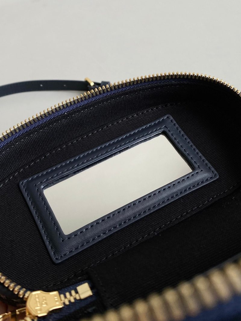 20240422_i1713766684_5181_6_jpg MONTAIGNE MINI VANITY CASE 16 BLUE OBLIQUE JACQUARD