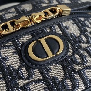 20240422_i1713766684_6640_4_jpg MONTAIGNE MINI VANITY CASE 16 BLUE OBLIQUE JACQUARD