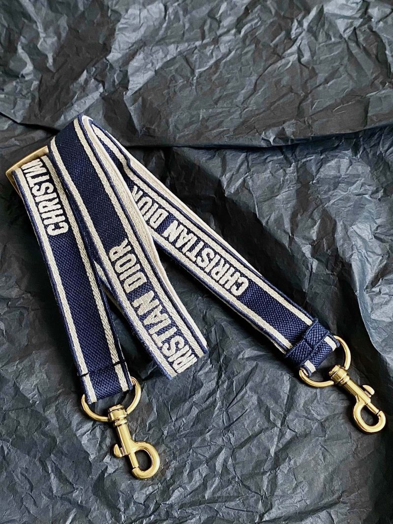 20240505_i1714886513_2457_5_jpg MINI BOOK TOTE 21 BLUE OBLIQUE EMBROIDERY